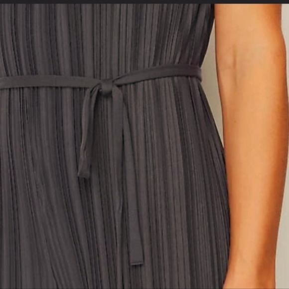 NWT J. Jill Navy Blue Top-to-Bottom Pleated Sleeveless Maxi Dress. - Picture 2 of 15